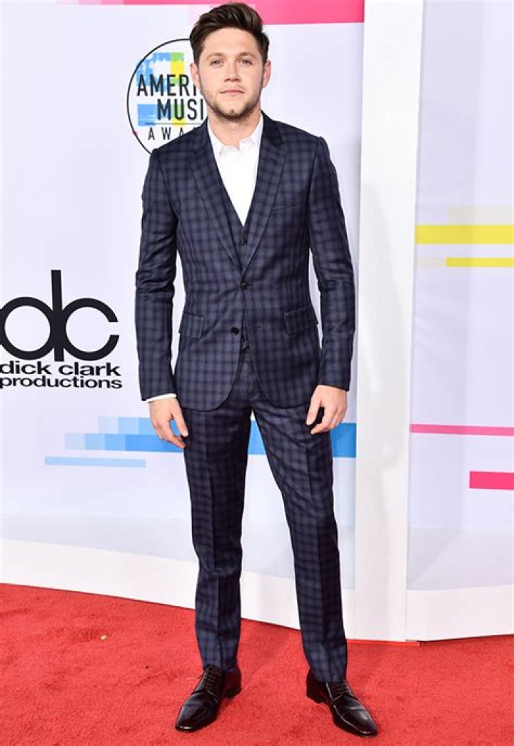 2017 AMAs: Men’s Fashion — See The American Music Awards’ Hottest Hunks