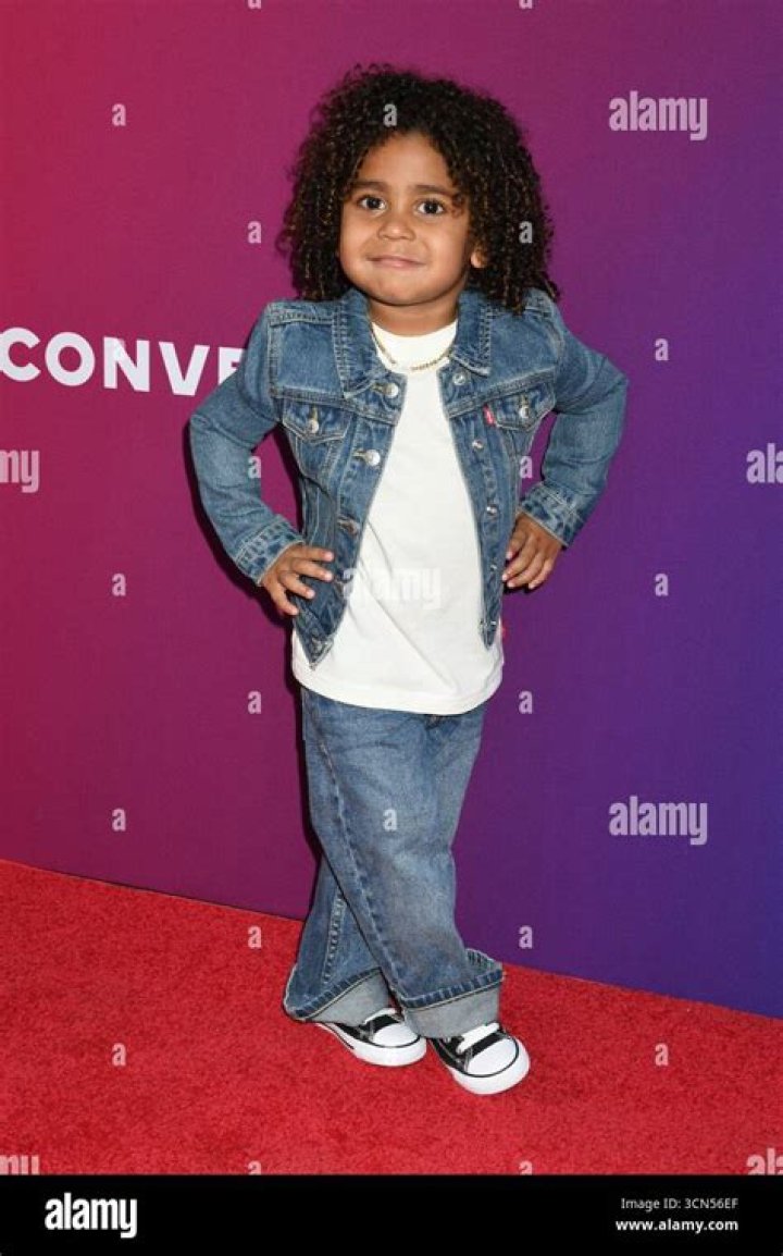 Adrienne Bailon & Israel Houghton — PICS