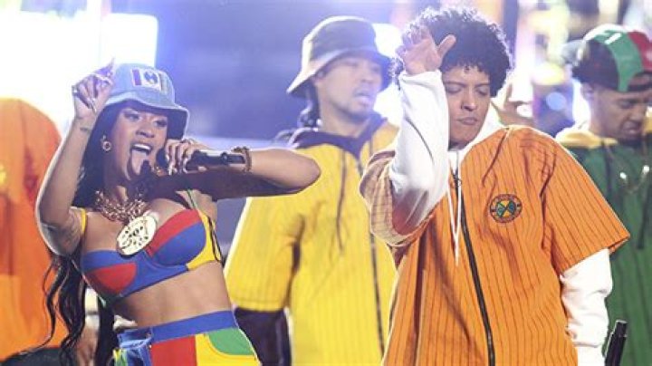 Are Cardi B & Bruno Mars Flirting? Wild Report Claims They Got Cozy At Grammys – Hollywood Life