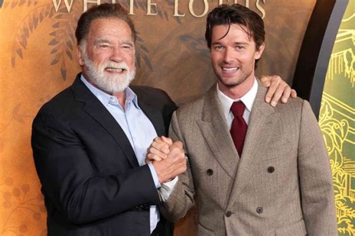 Arnold Schwarzenegger’s Sons: Photos – Hollywood Life