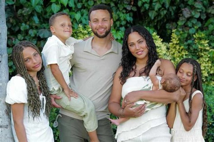 Ayesha Curry’s Workout Secrets & Diet Tips – Exclusive Interview – Hollywood Life