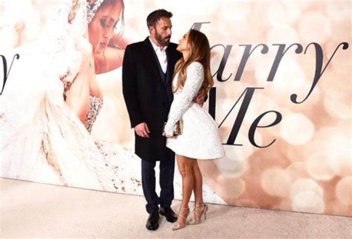 Ben Affleck & Jennifer Lopez Cuddle In Bed In ‘Marry Me’ Music Video – Hollywood Life