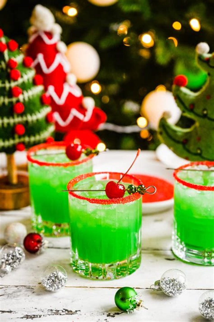 Check Out These Delicious & Festive Cocktails