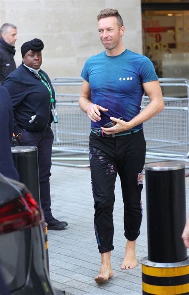 Chris Martin Goes Barefoot Outside As He Leaves BBC Studio In London After ‘Live Lounge’ Performance