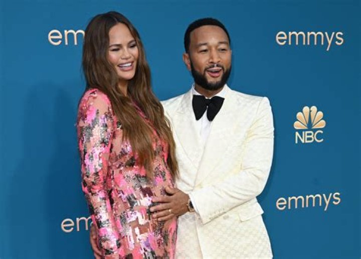 Chrissy Teigen Reveals She’s 6 Months Sober & No Longer ‘Craves’ Alcohol: ‘It’s Pretty Cool’
