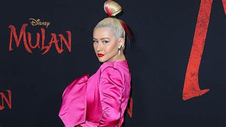 Christina Aguilera Reacts To Pink’s Apparent Shade – Hollywood Life