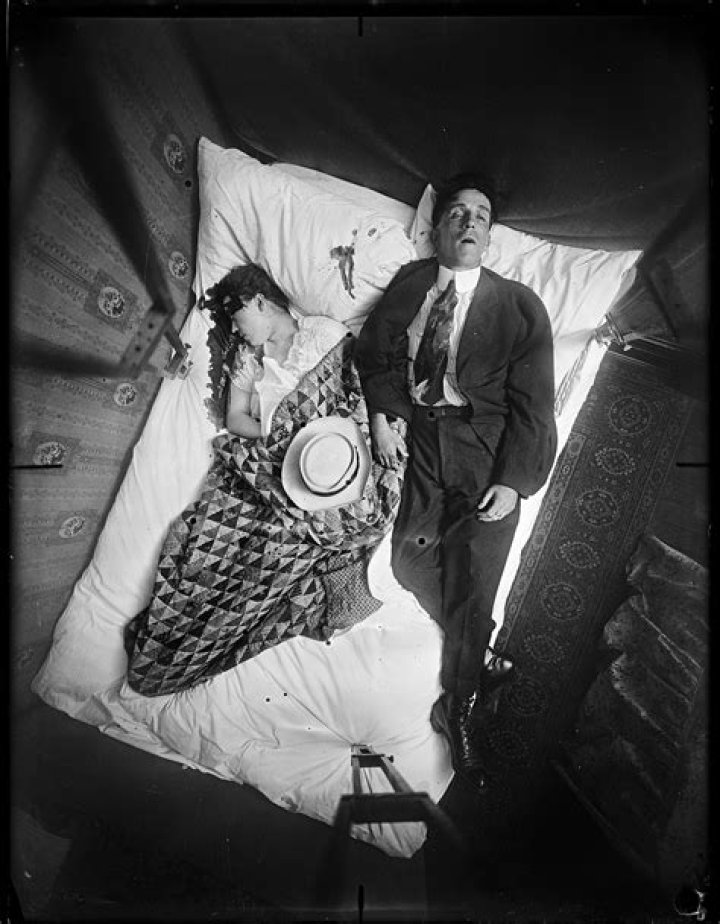 Death Scene Photos Revealed – Hollywood Life