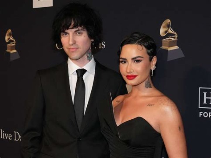 Ellen DeGeneres Reportedly Invites Demi Lovato To Live With Her When She’s Out Of Rehab