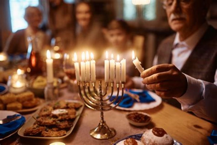 Festival Of Light Will Be A ‘Powerful’ Hanukkah Finale – Hollywood Life