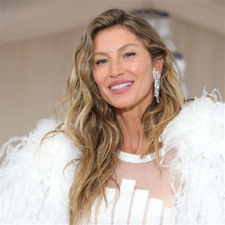 Gisele Bundchen Shares Sexy Video Of Tom Brady In Nothing But His Underwear: Watch