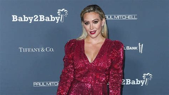 Hilary Duff Shows Off Baby Bump After Announcing Pregnancy – Hollywood Life