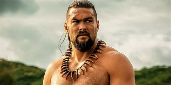 Jason Momoa Goes Shirtless As He Reveals His Car Is ‘Broken Down’ On The Side Of The Road — Watch