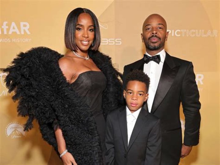 Kelly Rowland Slept Alongside Her Son, 5, Following George Floyd’s Death: ‘It Ripped My Heart Apart’