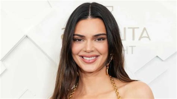 Kendall Jenner & Scott Disick’s Affair — Reality Stars Have Sex? – Hollywood Life
