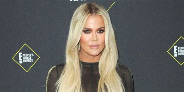 Khloe Kardashian’s Long Nails Are Mom-Shamed For Changing Diapers: Pic – Hollywood Life