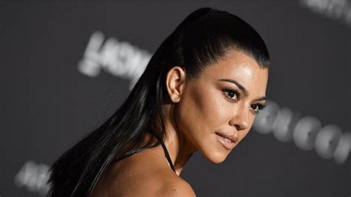 Kourtney Kardashian, 40, Proudly Shows Off Her Stretch Marks While Lounging In A Bikini 