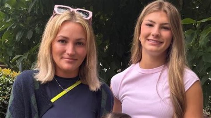Kylie Jenner, Jamie Lynn Spears & More Celebrity Moms Who Had Babies Before 21 — Pics