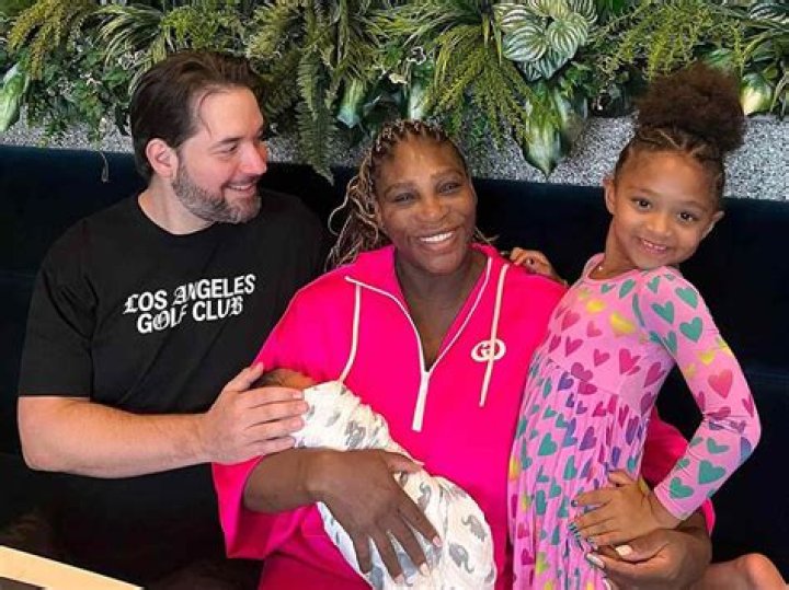 Meet Her 2 Kids, Moses & Apple – Hollywood Life