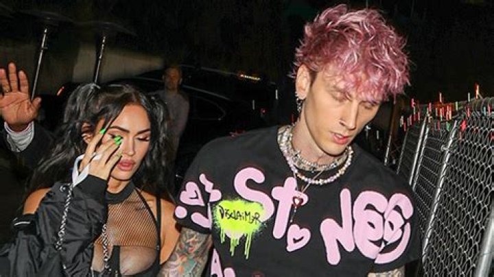 Megan Fox Rocks Mesh Top At Avril Lavigne Show With Machine Gun Kelly – Hollywood Life