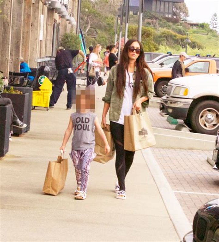 Megan Fox Supports Son Noah Amidst Bullying For Wearing Dresses – Hollywood Life