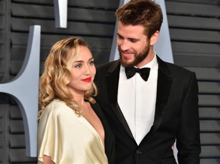 Miley Cyrus & Liam Hemsworth Fighting? — Miley Tell Him To ‘Shut Up – Hollywood Life