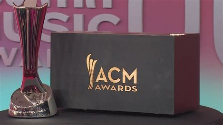 Miranda Lambert At ACM Awards 2021 — See Her Multiple Looks – Hollywood Life