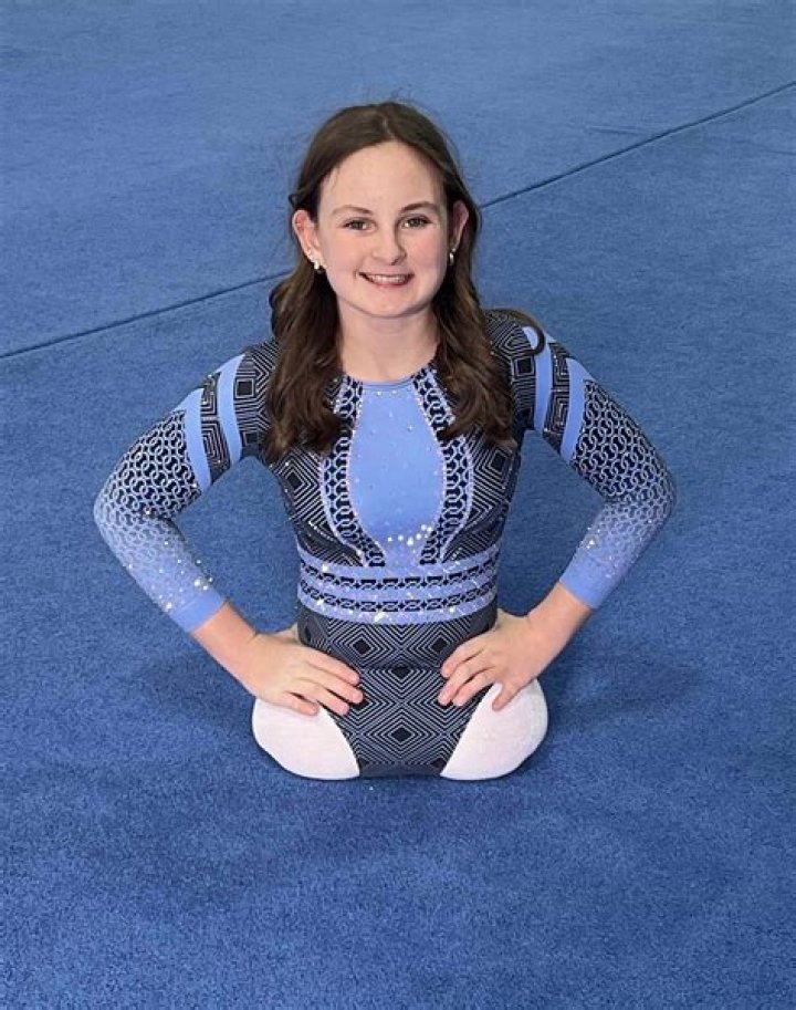 Model Born Without Legs Shares Inspirational Outlook: ‘I’m Different & That Is Sexy’
