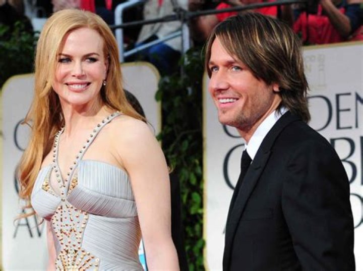 Nicole Kidman Celebrates 15th Wedding Anniversary To Keith Urban With Steamy Photo