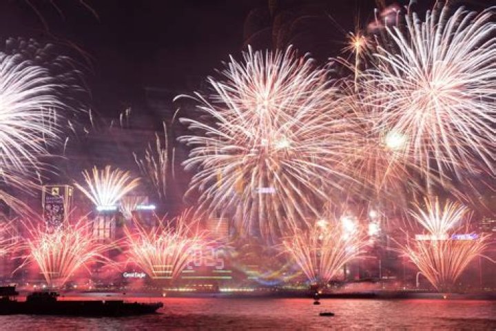 NYE 2017: Celebrations Around The World — Pics