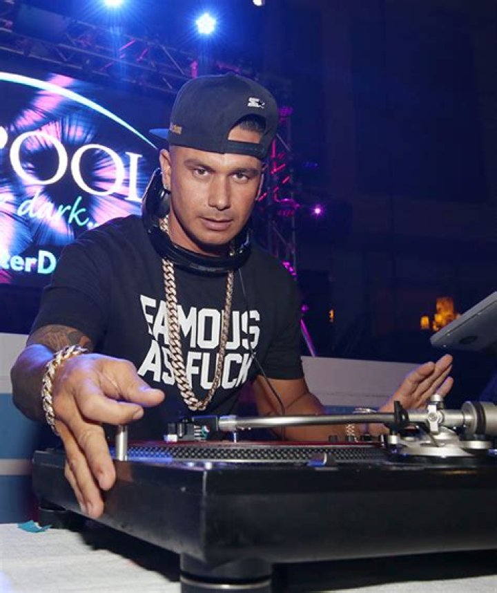 Pauly D — Pics – Hollywood Life