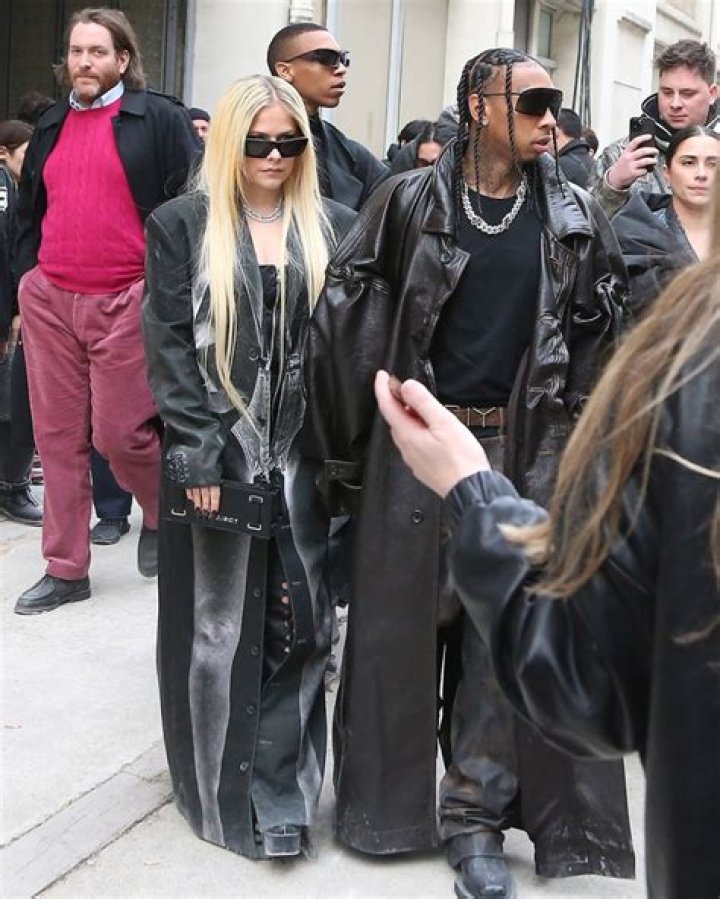PFW Photos – Hollywood Life