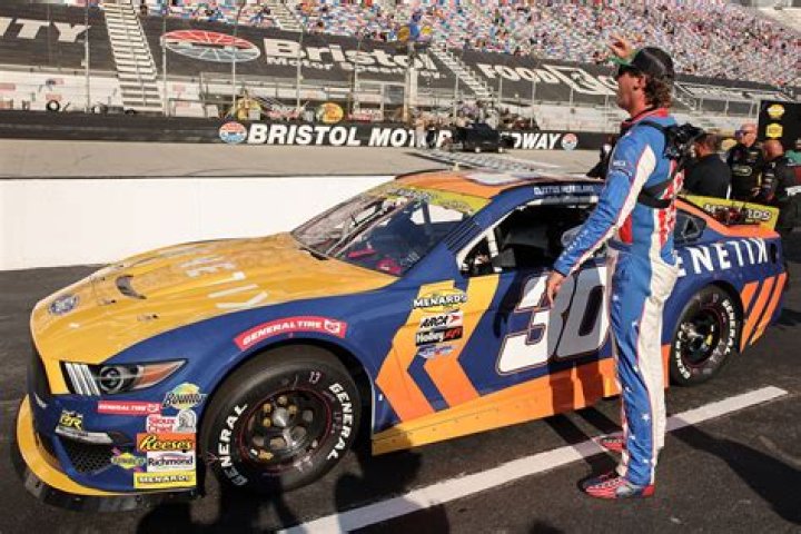 Pics Of The NASCAR Racer – Hollywood Life