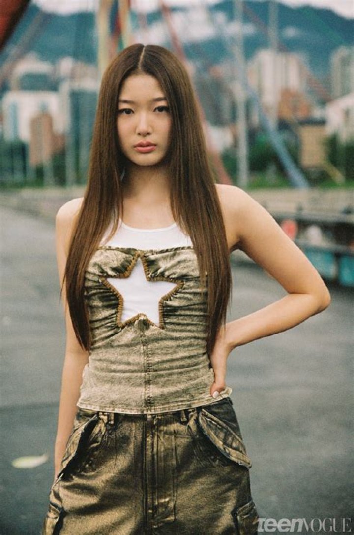 Pop Duo GIRL907 Celebrate ‘Winning’ The Breakup In Their Debut Music Video ‘All Your Friends’