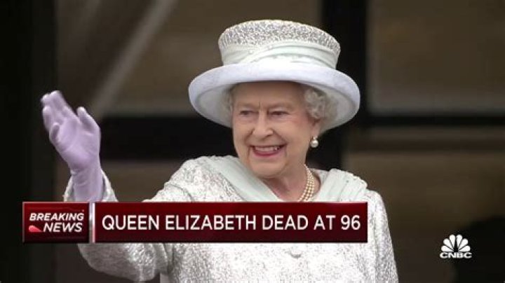 Prince Harry Was ‘Crushed’ After Prince William ‘Ignored’ Him in the Hours Before Queen Elizabeth II’s Death