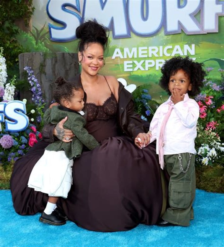 Rihanna: Her Sexiest New Bikini Moments