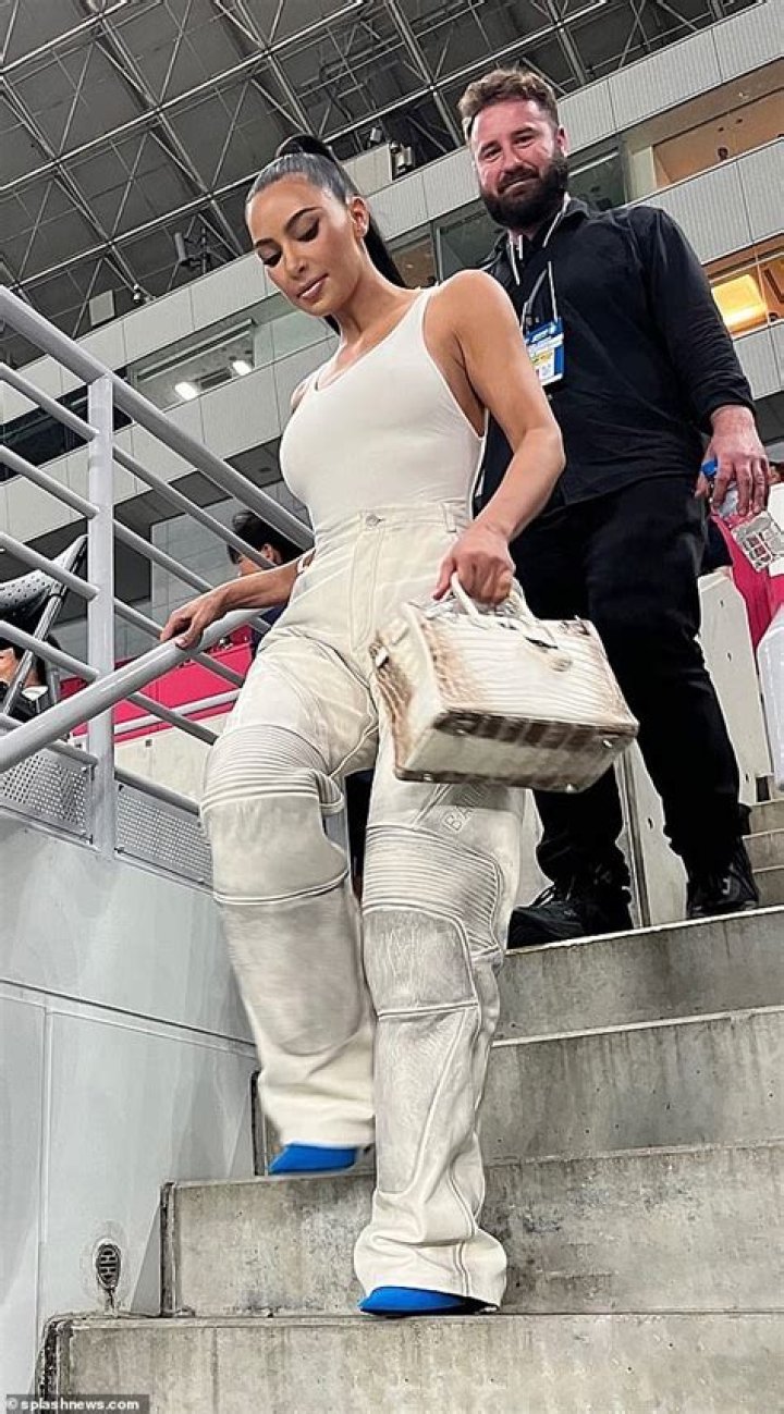 Rihanna Shading Kim Kardashian For Wearing Track Pants — What’s Her Beef?