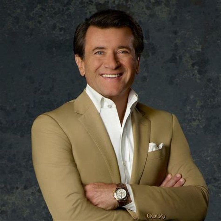 Robert Herjavec Celebrity Profile – Hollywood Life