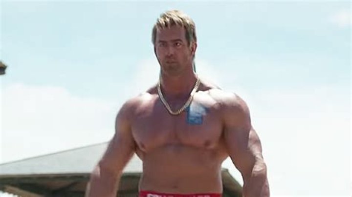 Ryan Reynolds Goes Shirtless In New ‘Free Guy’ Video – Hollywood Life