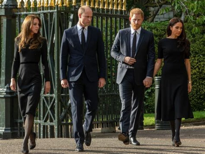 See Photos Of The Queen, Prince Harry & More – Hollywood Life