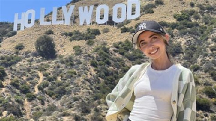 See Ricky, Gina & More – Hollywood Life