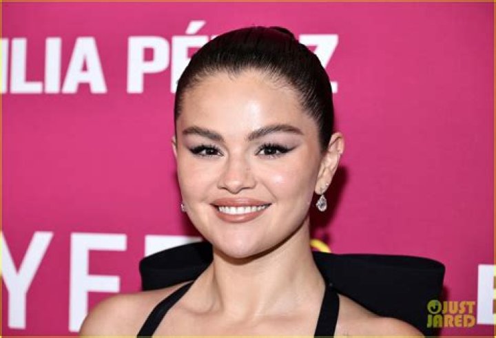 Selena Gomez Stuns In Glam Selfie After Her Puma Shoot Was Canceled – See Pic