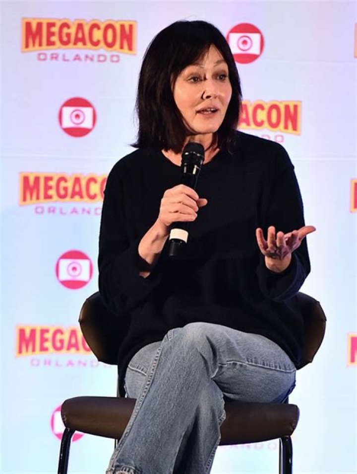Shannen Doherty Reveals She’s Been Letting Go of Possessions Amid Cancer Battle: ‘It’s the Right Thing to Do’