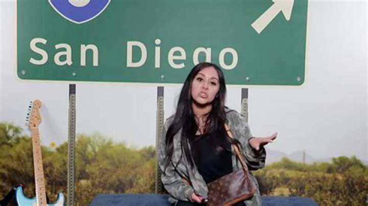 Snooki’s Alter Ego ‘Dren’ Comes to Nikki’s 30th – Hollywood Life