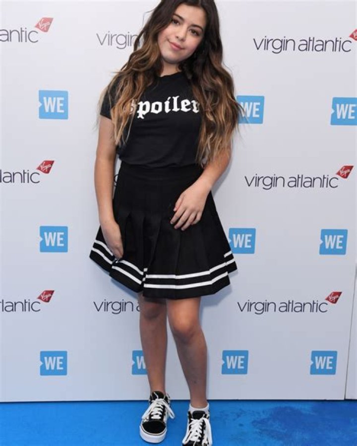 Sophia Grace’s Cousin Rosie Reacts To Her Pregnancy With Photo – Hollywood Life