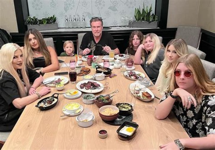 Tori Spelling & Dean McDermott Spotted At Dinner With Their Kids Amidst Split Speculation