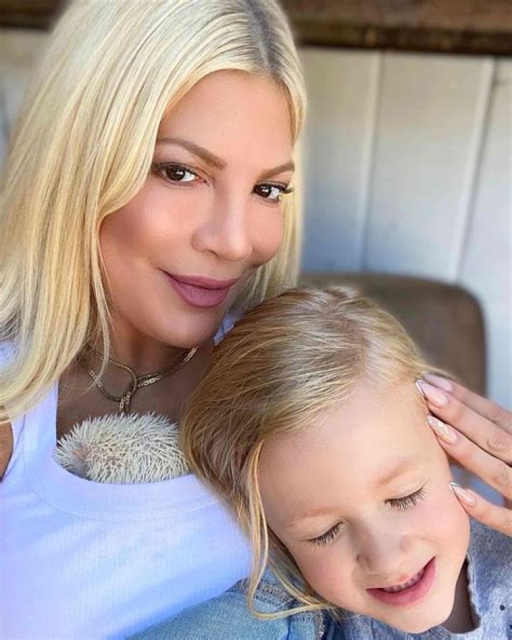 Tori Spelling’s Son ‘Pees’ On Her In Hilarious Video – Hollywood Life