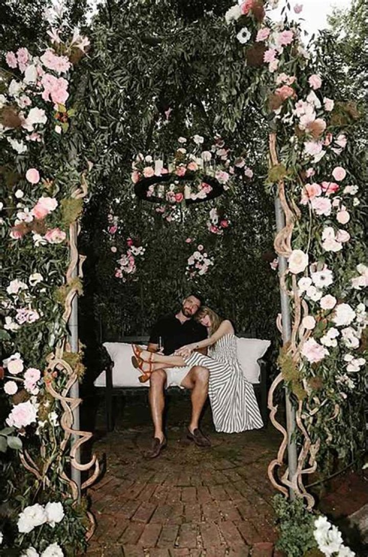 Travis Kelce Steps Out in Striped Outfit & Fans Compare it to Girlfriend Taylor Swift’s ‘Anti-Hero’ Look