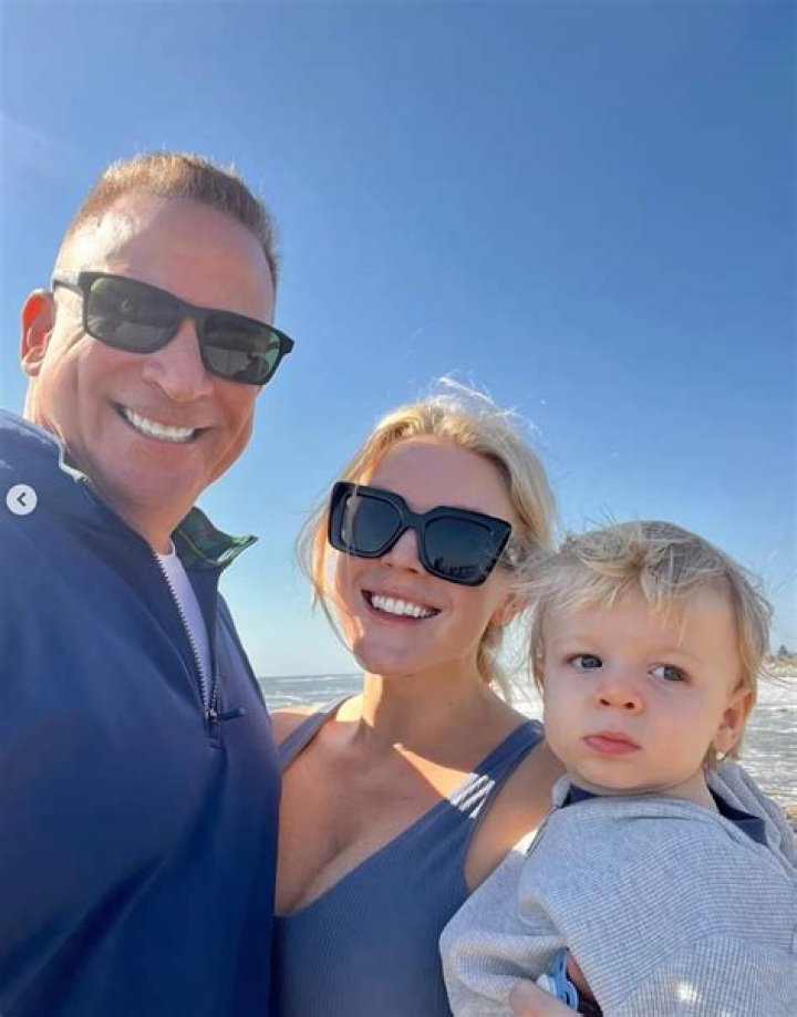 Vanessa Lachey Breaks Silence After She’s Mocked For Awkward Reaction To Jessica Simpson Question