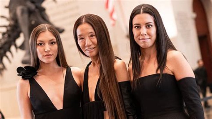 Vera Wang Resembles Her Daughters as They Match in Green Gowns – Hollywood Life
