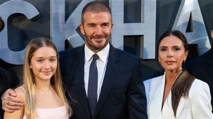 Video Of Harper & David Beckham Singing Together Will Melt Your Heart – Hollywood Life